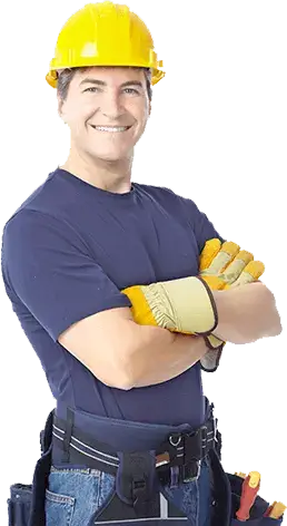 Homem de capacete amarelo